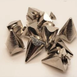 Bewild Spikes & Studs - Squared Stubby Spikes - (10pc)
