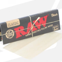 Raw - Classic Black Rolling Papers - [1.25" X 1 1/4"]