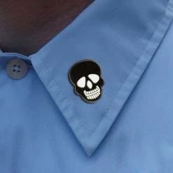 Bewild Lapel Pins Black Skull Lapel Pin