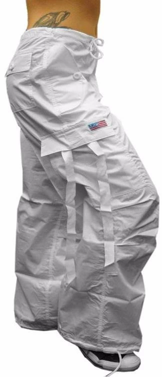 Bewild Girly Basic UFO Pants (White) 8 Bewild Girly Basic UFO Pants (White)