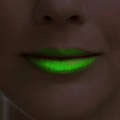 Bewild Glow In The Dark Lip Gloss (4-Piece Set) Glow & Black Light Make Up 20 Bewild Glow In The Dark Lip Gloss (4-Piece Set) Glow & Black Light Make Up