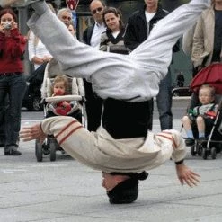 Bewild Head Spin Beanies - BBOY Headspin Break Dance Beanie (Kelly Green / Black) Beanies & Headspins