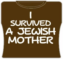 Bewild I Survived A Jewish Mother Girls T-Shirt (Brown)