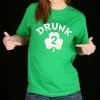 Bewild Women's T-Shirts Irish Shamrock Drunk Girl's T-Shirt (Kelly Green)