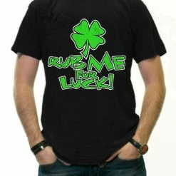 Bewild Rub Me For Luck Men's Irish T-Shirts