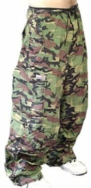 Bewild Unisex Basic UFO Pants (Green Camoflauge)