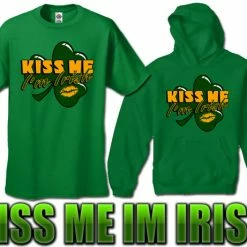 Bewild Kiss Me I'm Irish Shamrock Men's T-Shirt